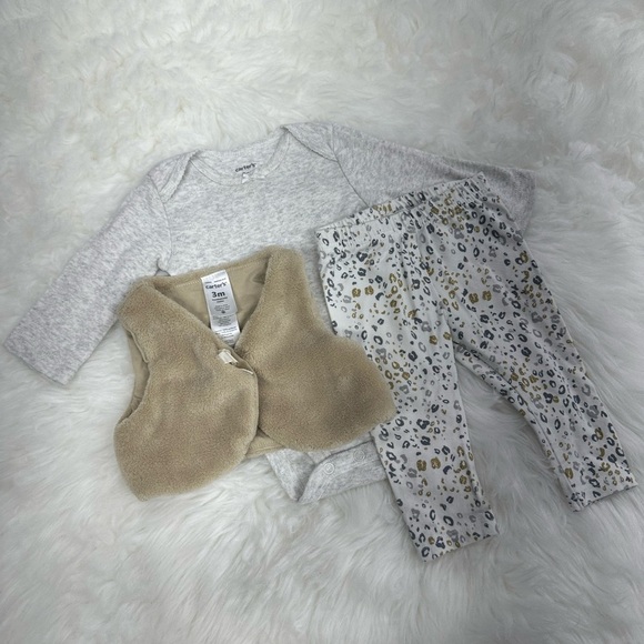 Carter’s 3 months baby girl matching outfit set​ - Picture 3 of 9